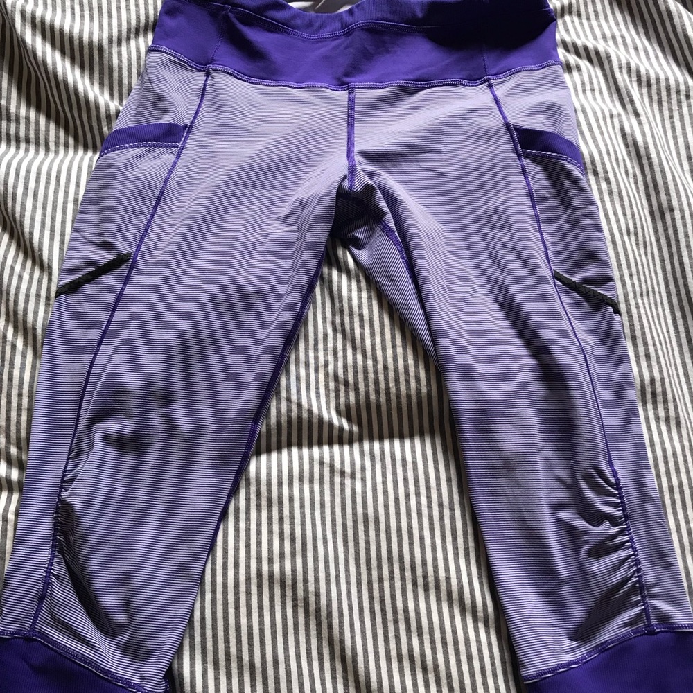 Lulu leggings with pockets!